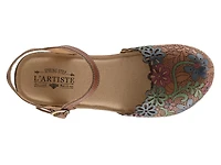 Aahna Wedge Clog
