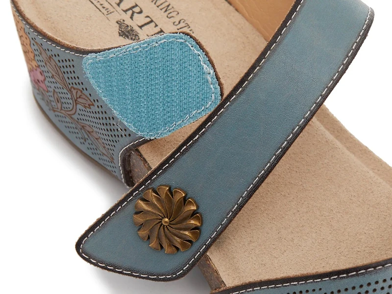 Spikey Flutter Wedge Clog