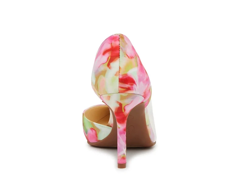 Nayeli Pump
