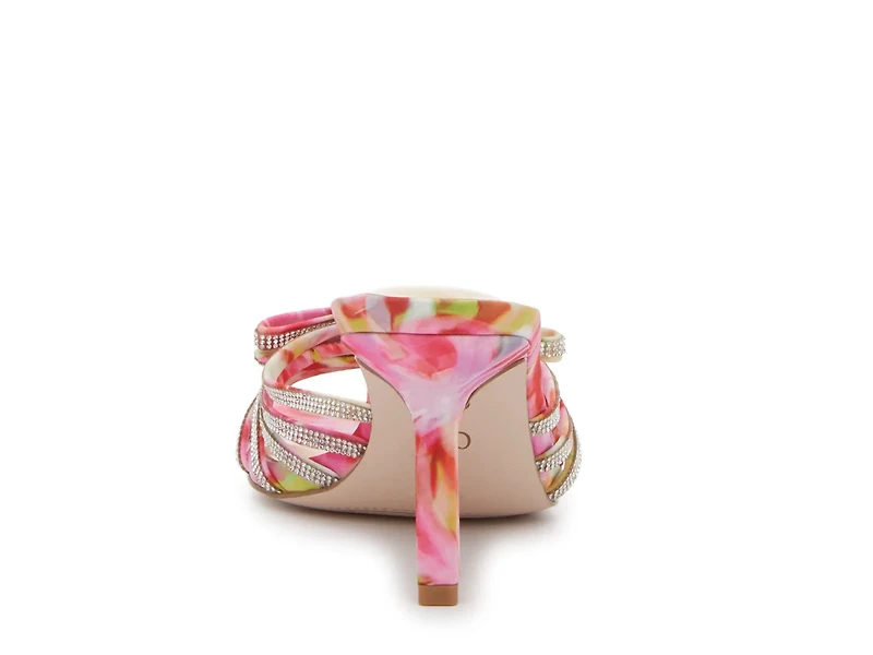 Kynnie Sandal
