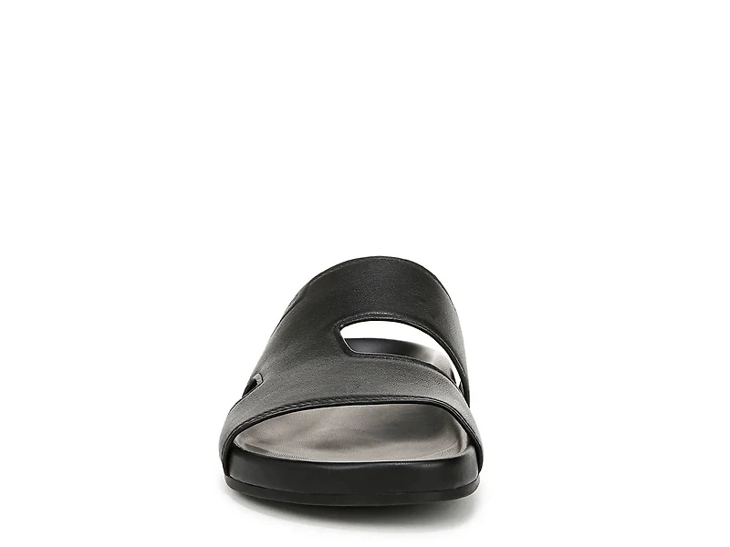 Britt Sandal