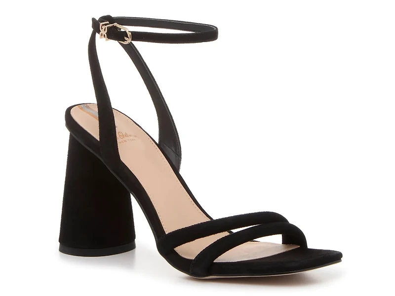 Kia Sandal