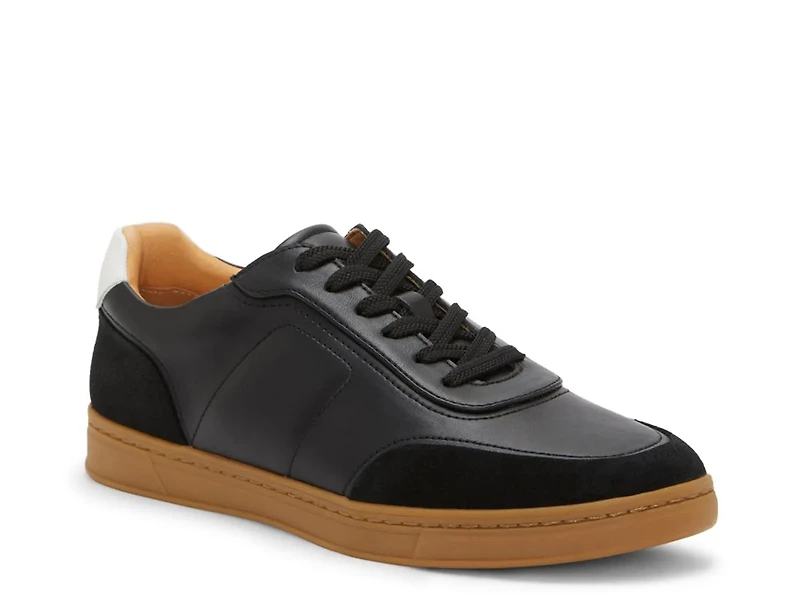 Bayrd Sneaker