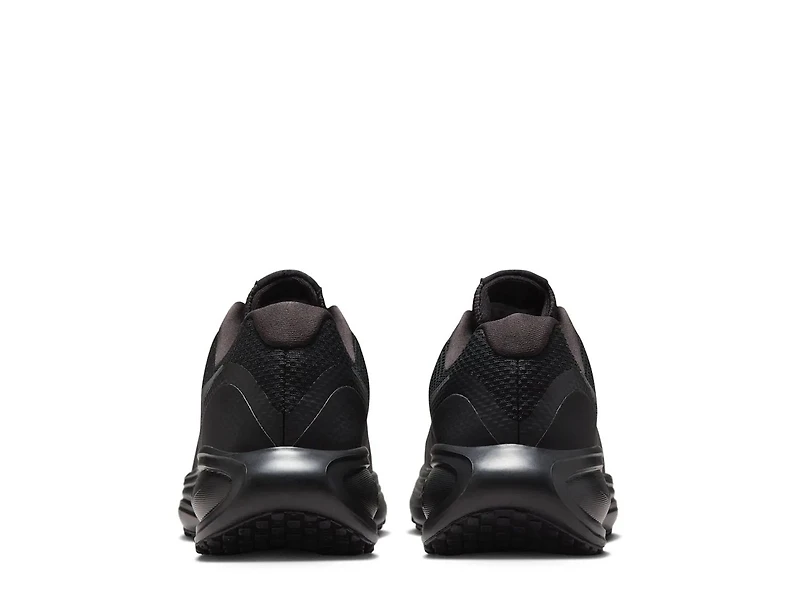 Revolution 8 Running Shoe