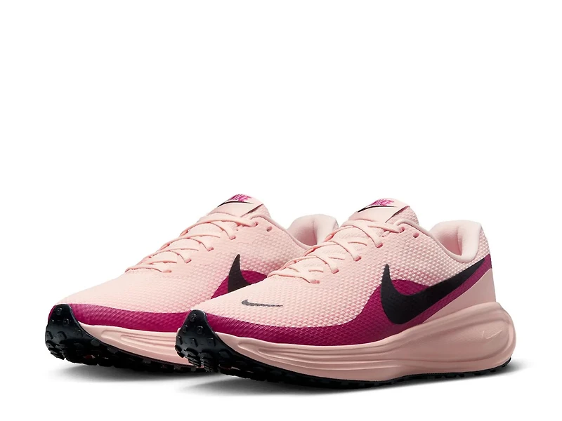Revolution 8 Running Shoe
