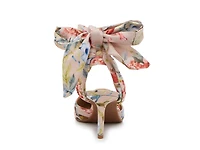 Adelle Pump