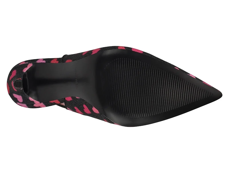 Feather Pump