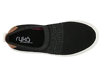 Vista Slip-On Sneaker