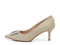 Raisa Pump
