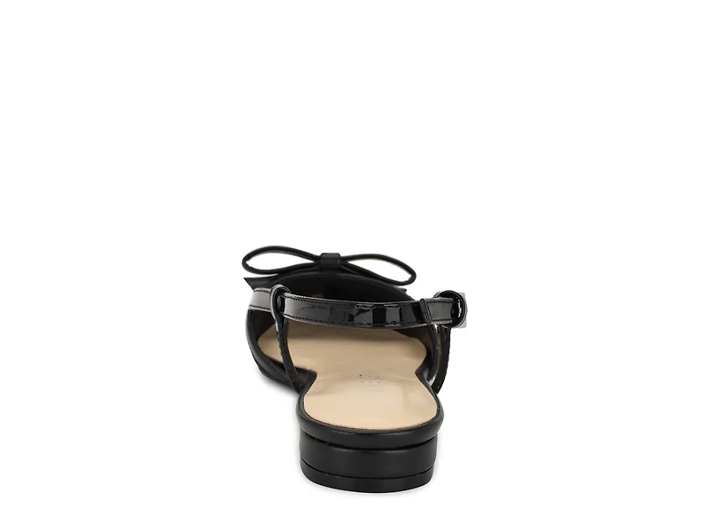 Lanela Pump