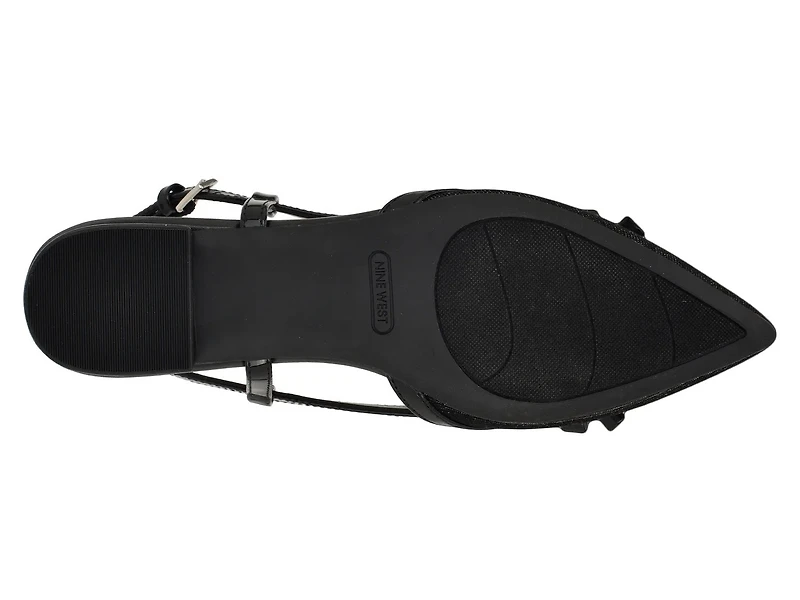 Lanela Pump