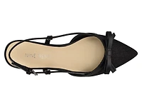 Lanela Pump