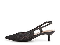 Lorelai Pump