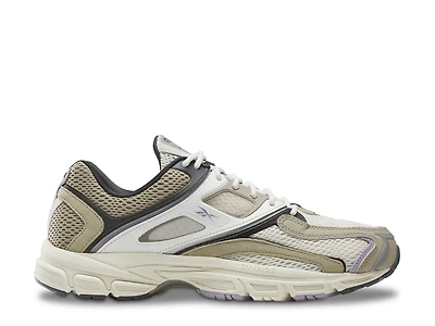 Premier Trinity Sneaker