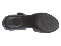Footloose Pump