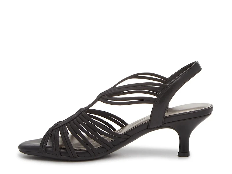 Emma Sandal