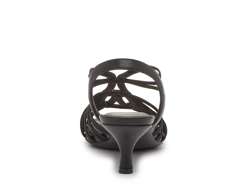 Emma Sandal