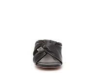 Robbie Sandal