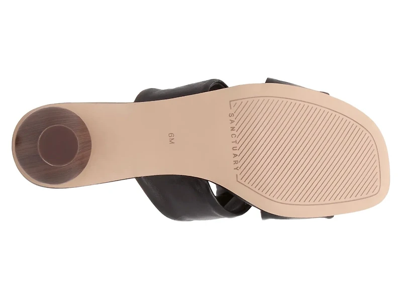 Robbie Sandal