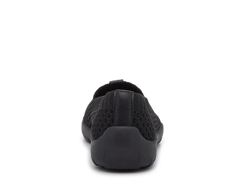 Rela Slip-On Sneaker