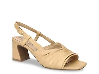 Lucie Sandal