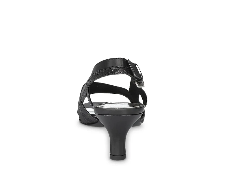Meghan Sandal