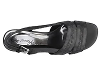 Meghan Sandal