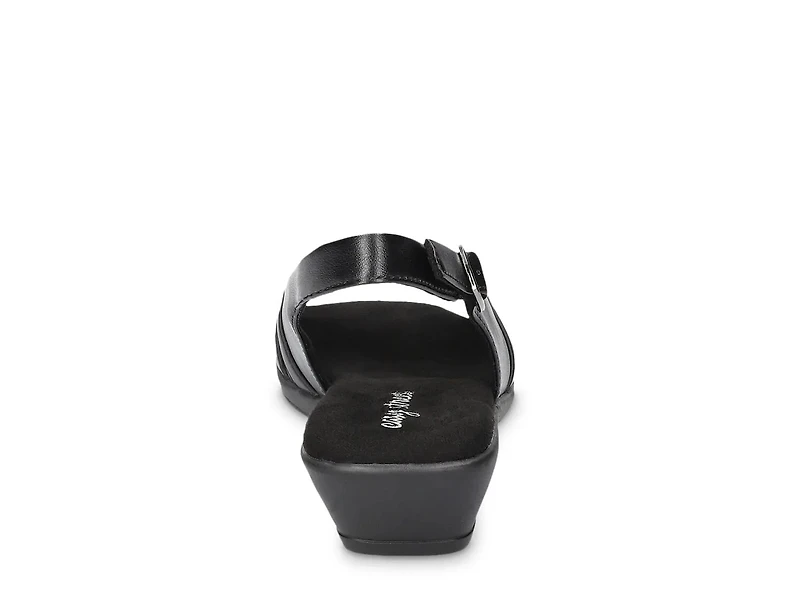 Jovita Sandal