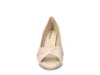 Lavish Pump