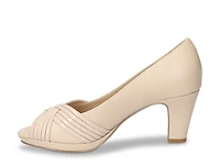 Lavish Pump