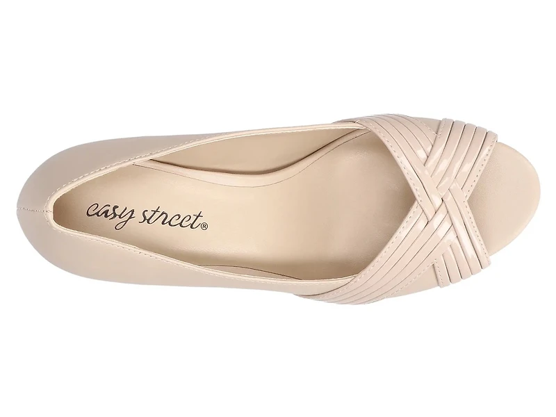 Lavish Pump