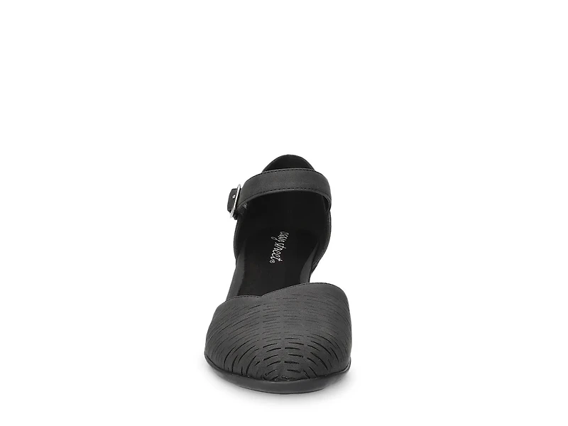 Justina Sandal