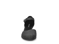 Justina Sandal
