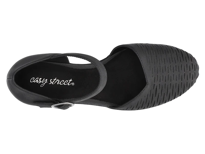 Justina Sandal