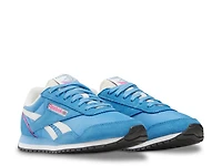 Classic AZ Sneaker