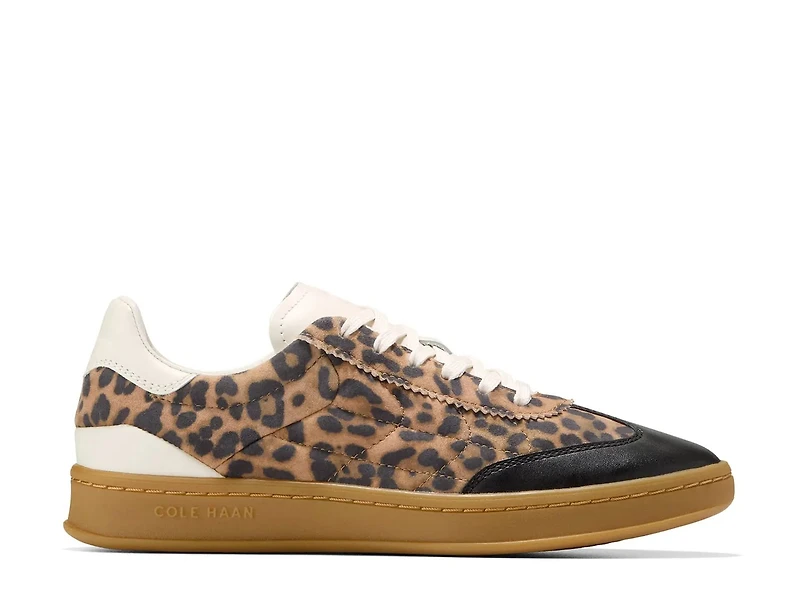 GrandPro Breakaway Sneaker