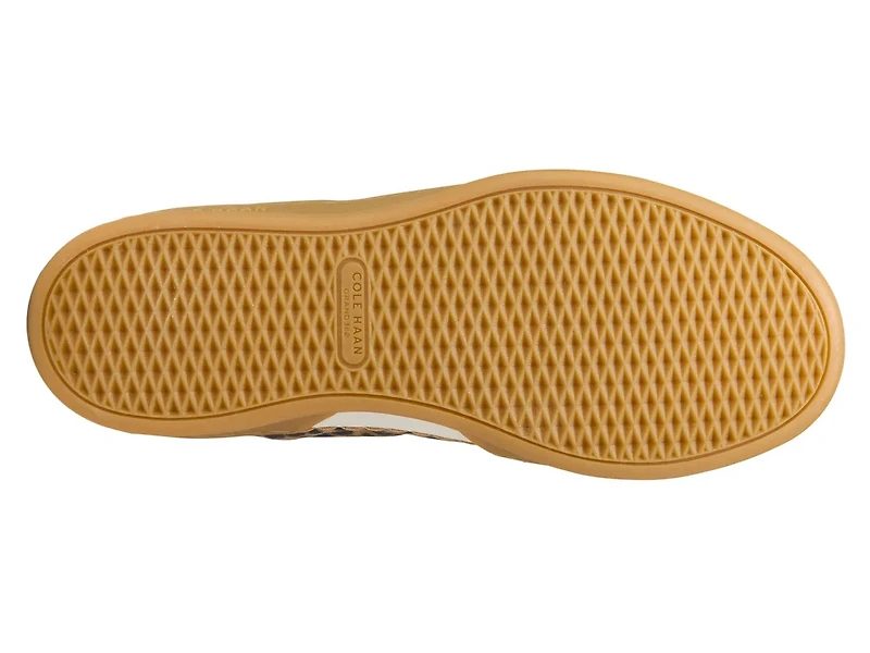 GrandPro Breakaway Sneaker