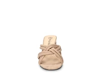 Carmen Sandal