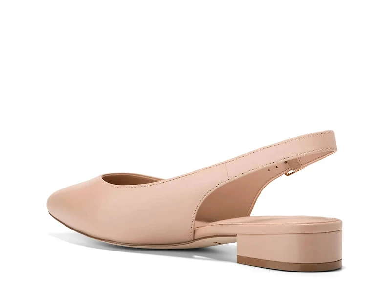 Mazie Flat