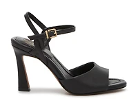 Pairia Sandal