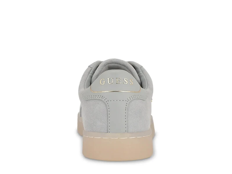 Jazlie Sneaker
