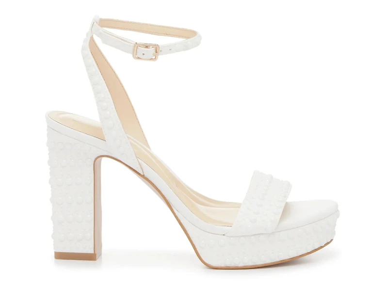 Aitina Sandal