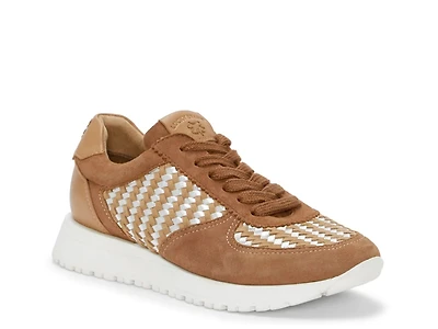 Deva Sneaker