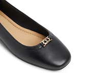 Corinthie Flat