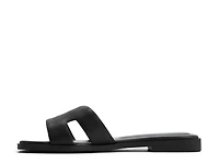 Its Sandal