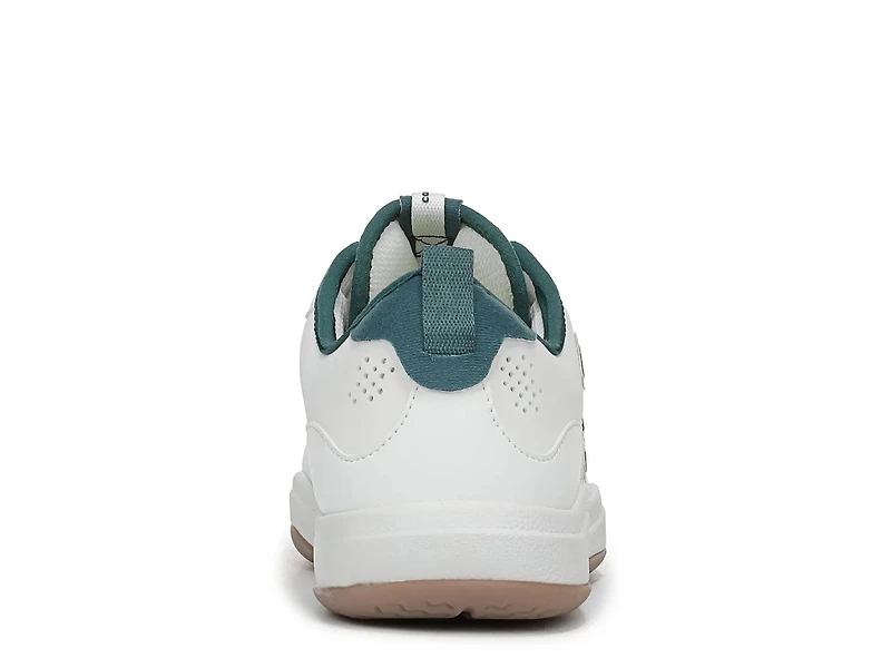 Court Agility Sneaker
