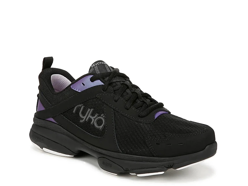 Devotion XT 3 Training Sneaker