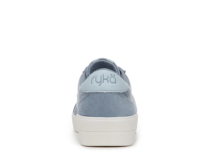 Viv Next Sneaker