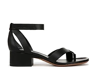 Nyah Sandal