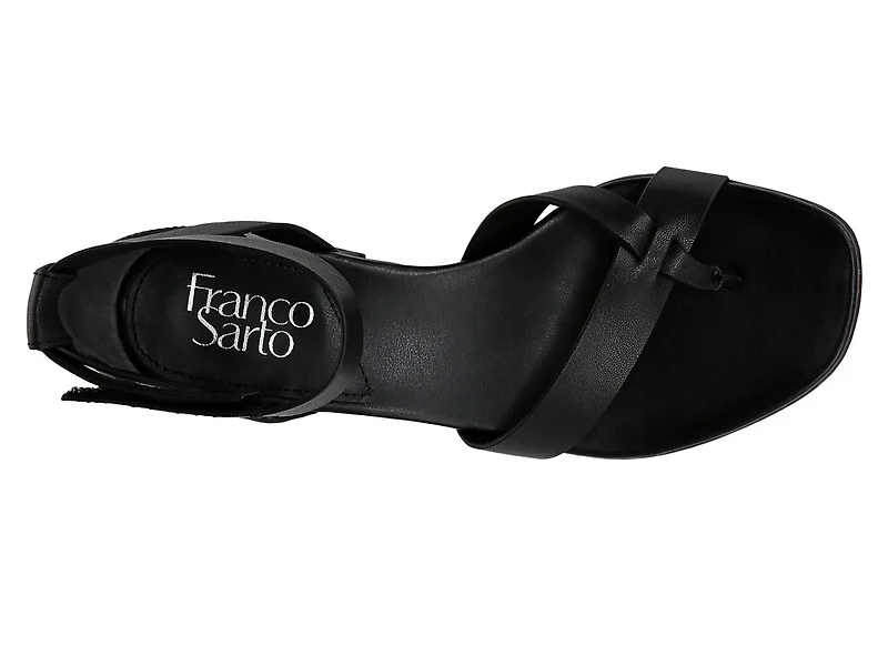 Nyah Sandal
